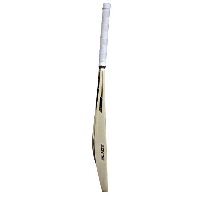 SS Klassen Blade Kashmir Willow Cricket Scoop Bat - Image 3